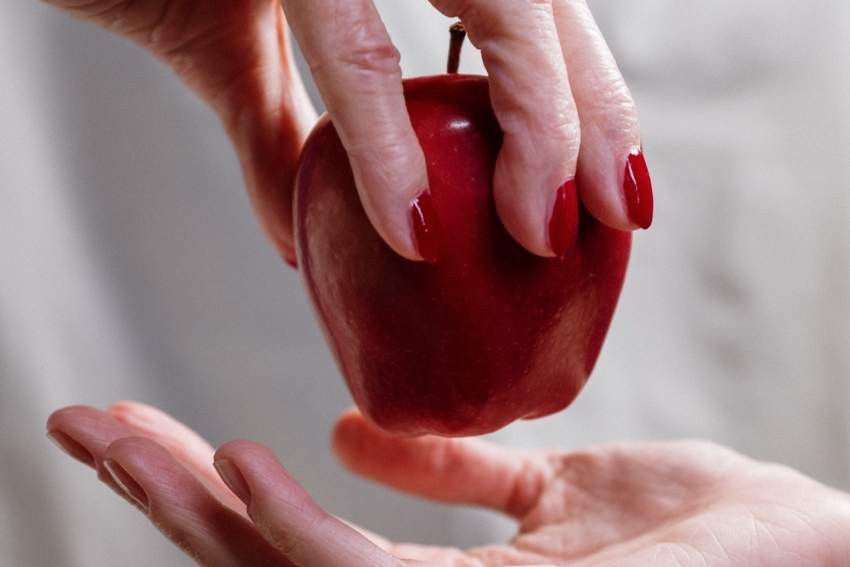 paznokcie zdrowie skóra dieta jedzenie