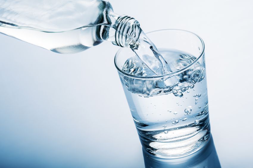 Woda to podstawa wszystkich procesów życiowych jakie przebiegają w organizmi