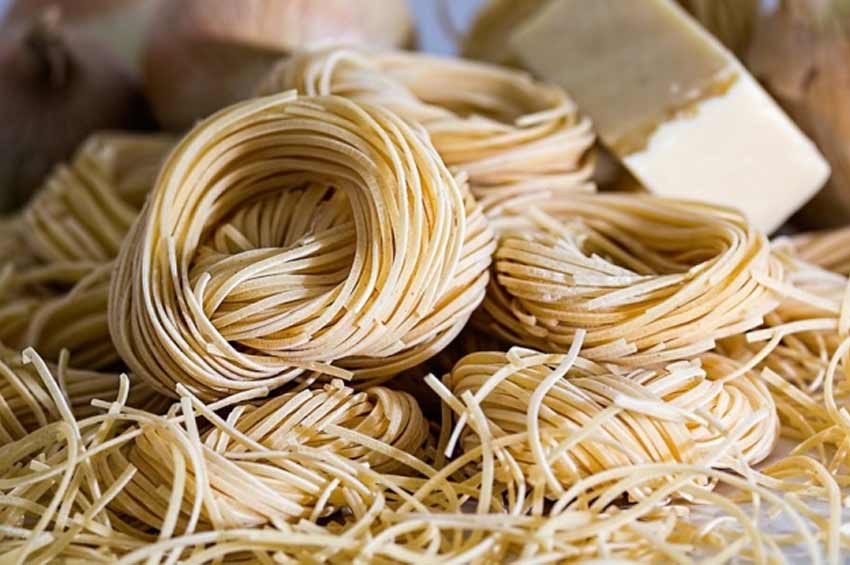Kuchnia włoska – pasty i pyszne sery
