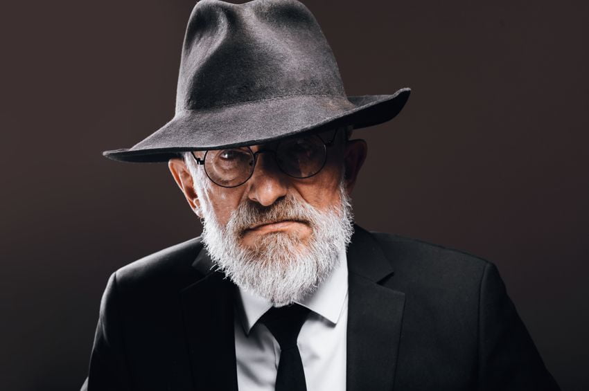 Czarny kapelusz pesymisty