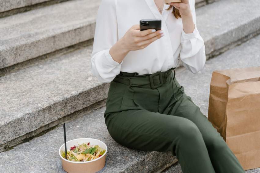 dieta jedzenie flora bakteryjna jelit zdrowie